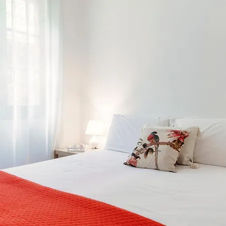 Waterside - By Myhomeincomo *