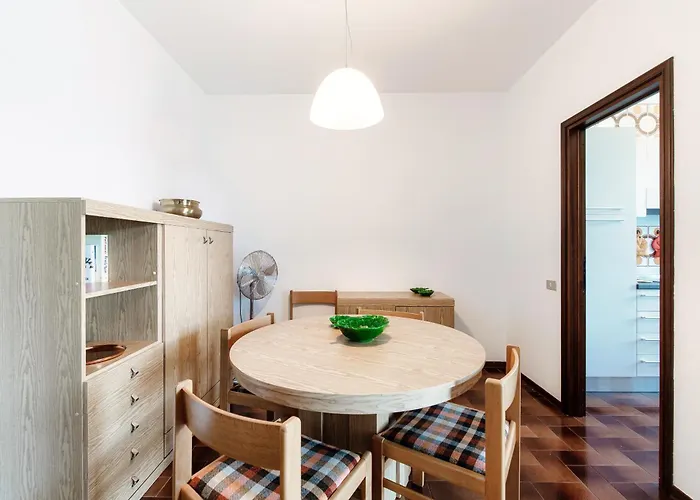 Waterside - By Myhomeincomo דירה *