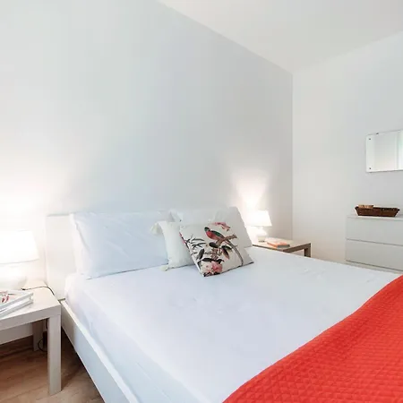 Apartman Waterside - By Myhomeincomo *