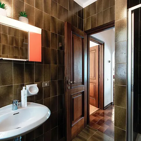 Waterside - By Myhomeincomo Apartman *