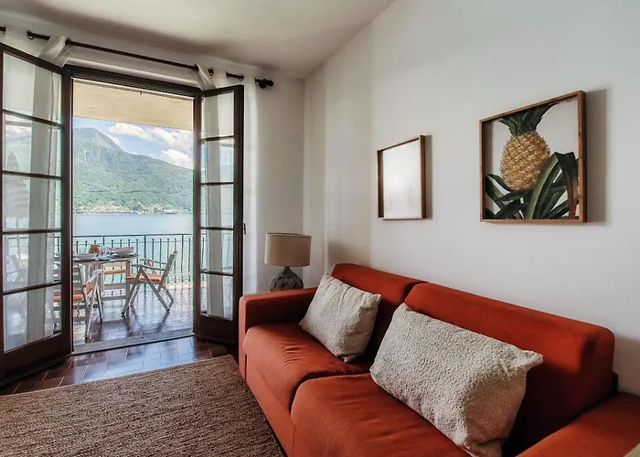 Waterside - By Myhomeincomo * ムッソ