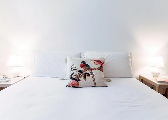 Waterside - By Myhomeincomo